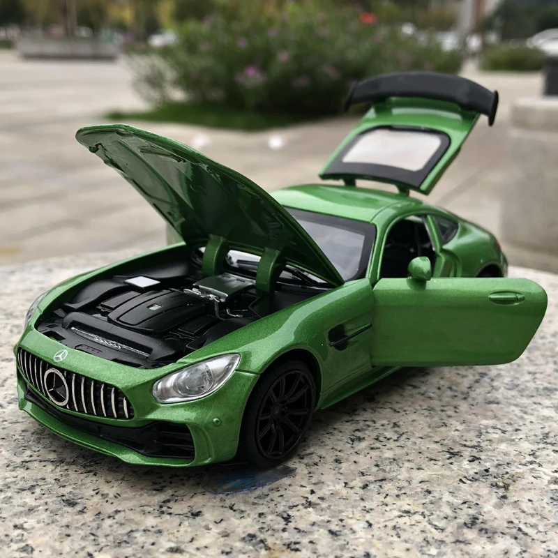 Сплав литья под давлением автомобиля 1:32 весы AMG GT GTR модель коллекционные игрушки