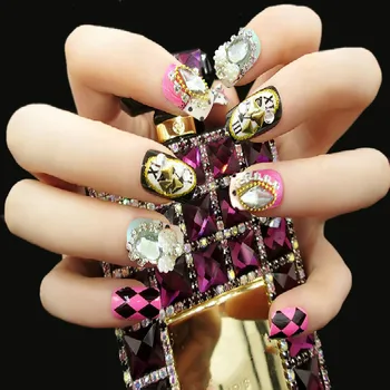 

Wholesale New 3 Pack Shining Rehinstone Fake Nail Strip With Rivet Bride Nail Patch 24 Tip With Glue Lady Sexy Finger False Nail