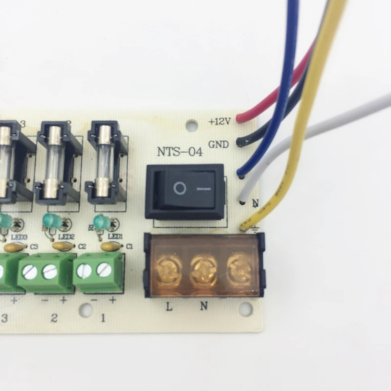 Wholesale Circuit de distribution d'énergie 9 voies PCB, 10 pièces, 12V DC,  bornier pour commutation d'alimentation électrique, câblage LED From  m.alibaba.com