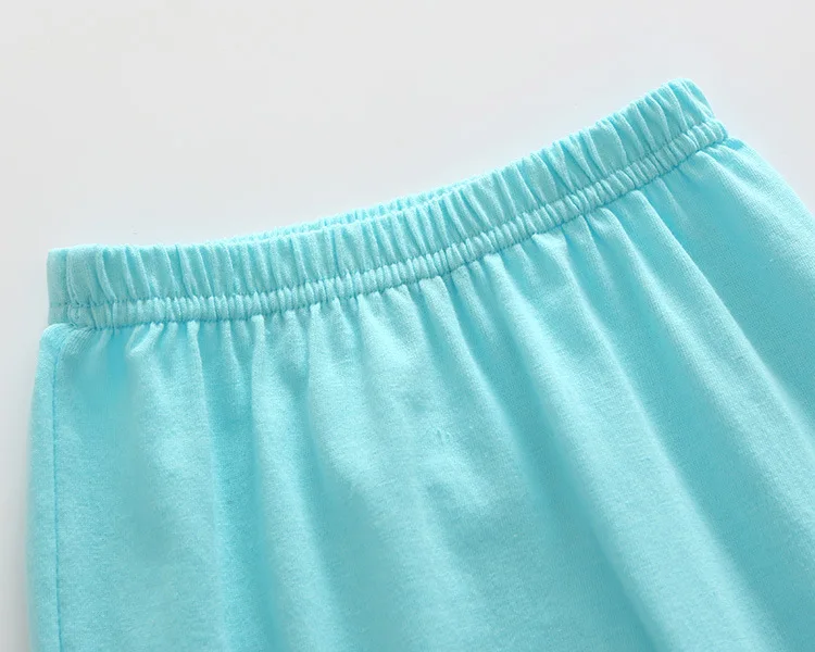 4006764621_2068599042