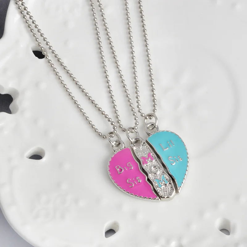 3667480640_1864992980