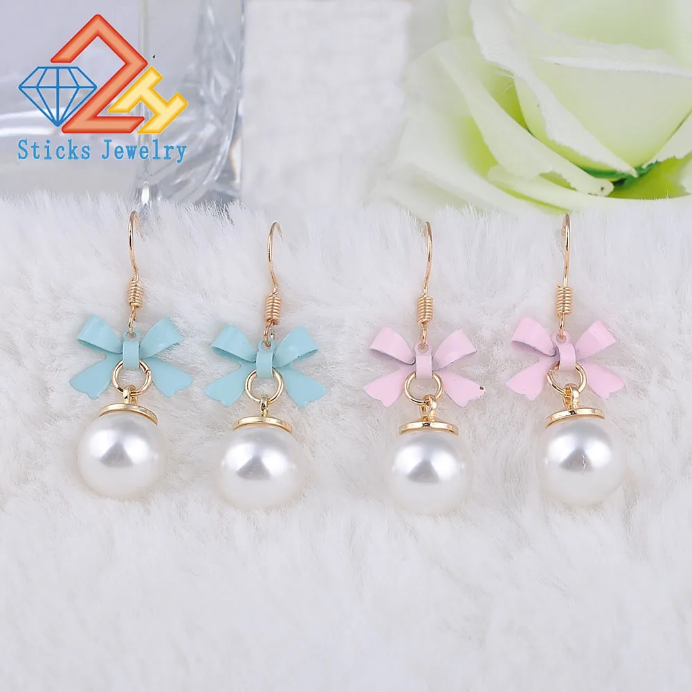 

High Quality Delicate Gold Color Pink Drops of Oil Butterfly Bow Knot Pearl Dangle Ear Clip for Women