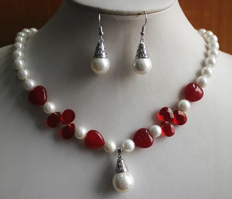 

pearl jewelry set! Wholesale beautiful 8mm white pearl and red jade necklace 14mm pearl earring and pendant jewelry set>>002 5.3