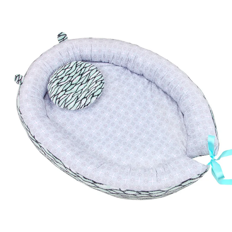 Cotton Baby Bed Sleeping Mattress Travel Crib Bed For Newborns Soft Comfortable Portable Home Out Sleeping Bed With Pillow photo