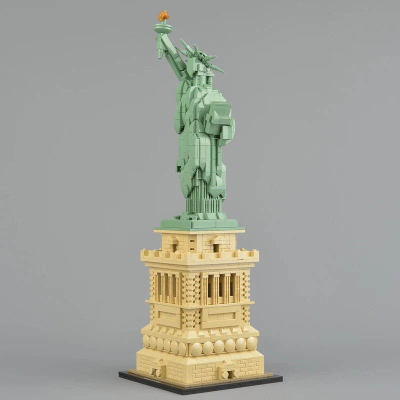 

Lepin Architecture 17011 1887PCS Model compatible Legoing 21042 Statue of Liberty Set Building Blocks Bricks Toys Children Gift
