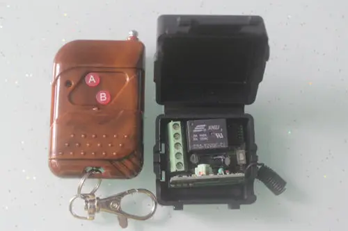 

1CH wireless RF Remote Control Switch Transmitter+Receiver DC 12v 10A Relay