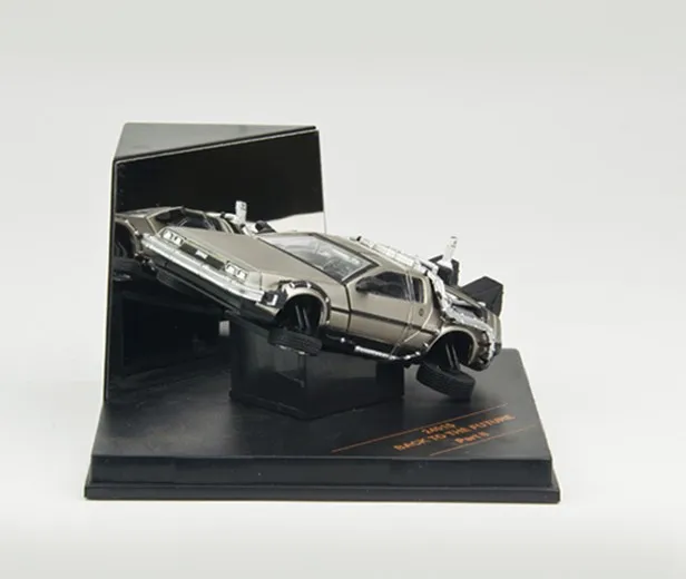 

1:43 Scale Back To The Future 2 movie prototype car models Special Edition delorean DMC-12 scifi car model christmas gift