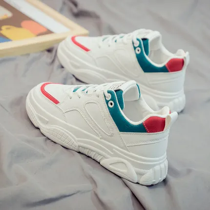 

Small white shoes female 2019 summer wild students summer breathable white shoes new sports old shoes female ins tide