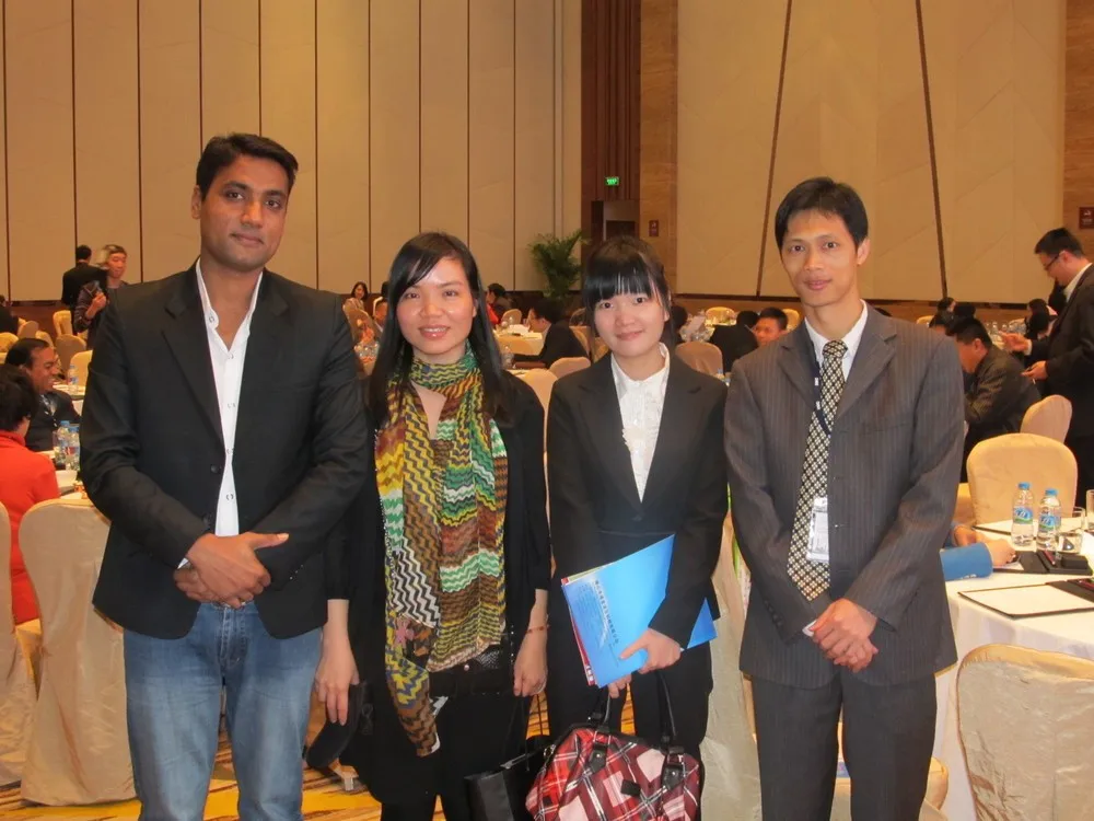 about us (4)