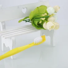 Y& W& F 50 шт. одноразовые пластиковые зубные щетки для путешествий, портативные одноразовые зубные щетки для отелей, набор одноразовых зубных щеток, Прямая поставка