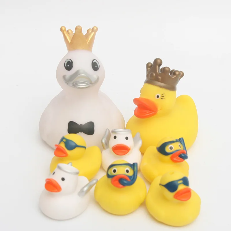 8pcs Children rubber cognition floating duck. big White crown duck