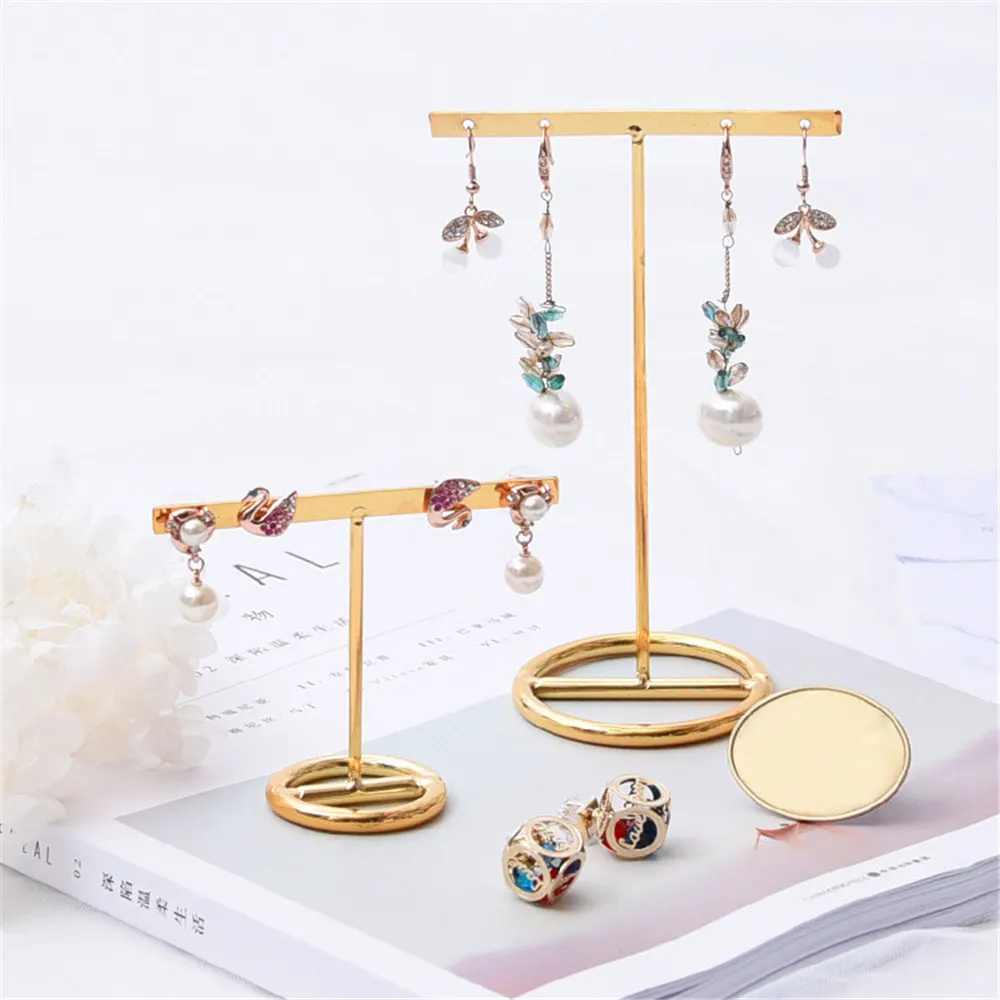 8589800955_1464540571