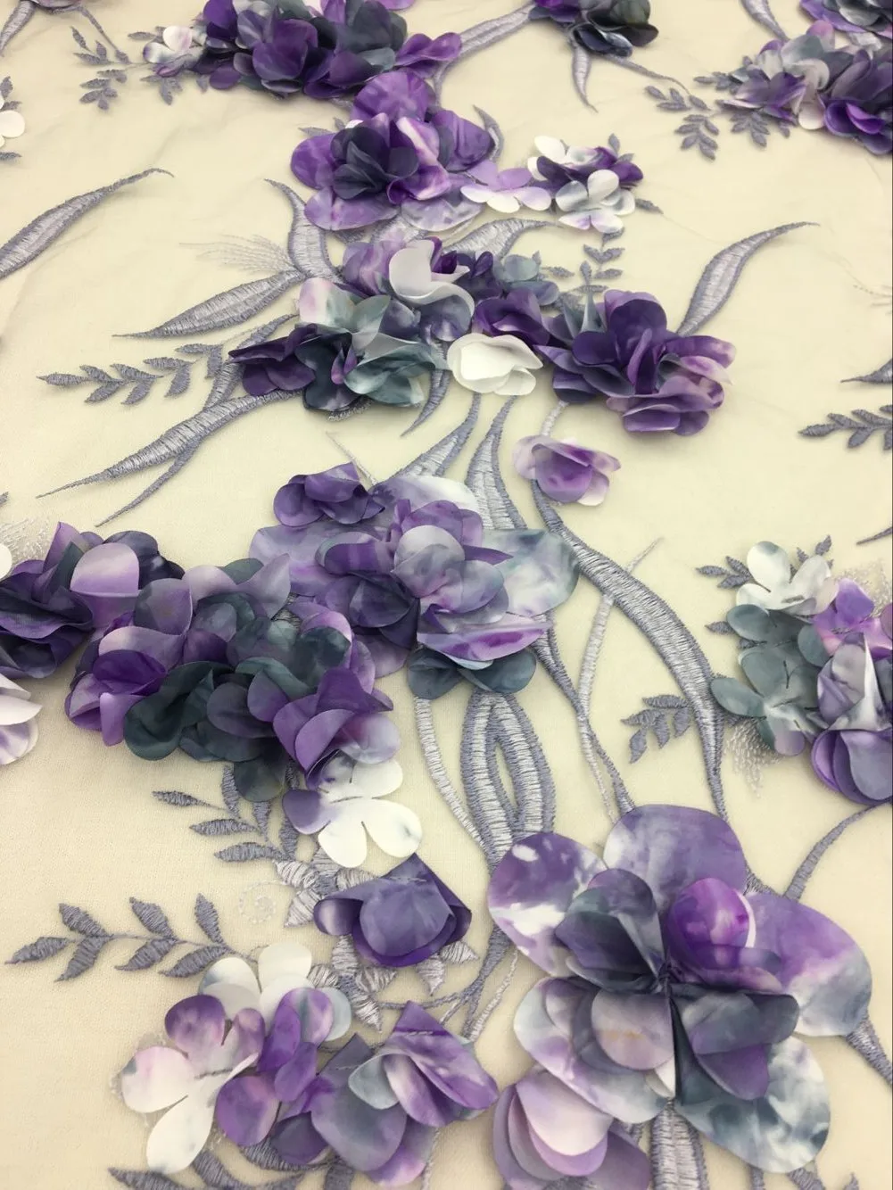 3D Flowers Applique Lace Fabric. High Quality 3D Lace Fabric For Haute Couture Fashion Dress Prom Dress Lace Fabric