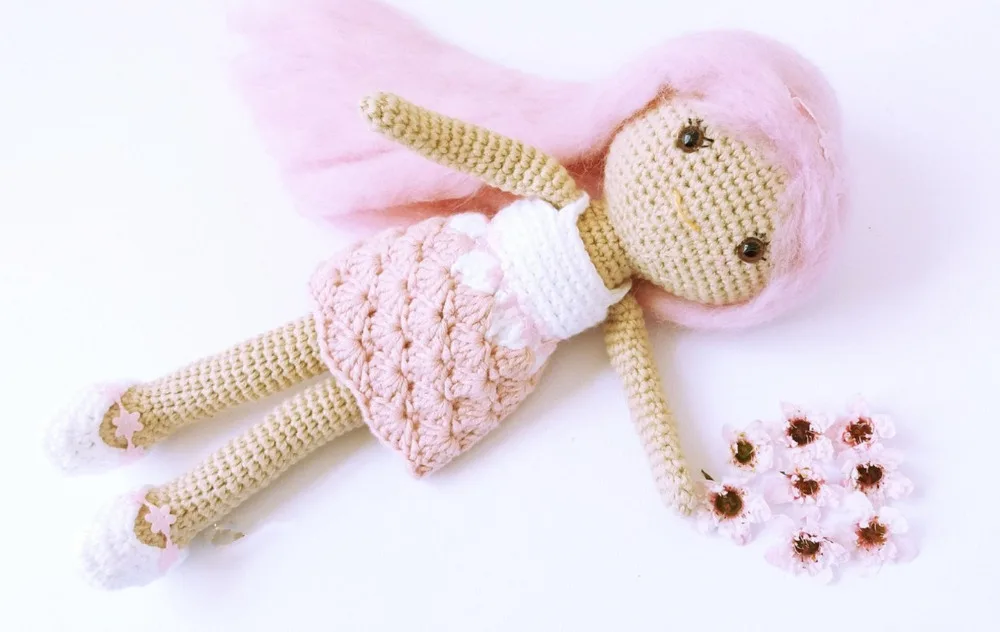 Крючком игрушки amigurumi Девушка номер модели XH0412015