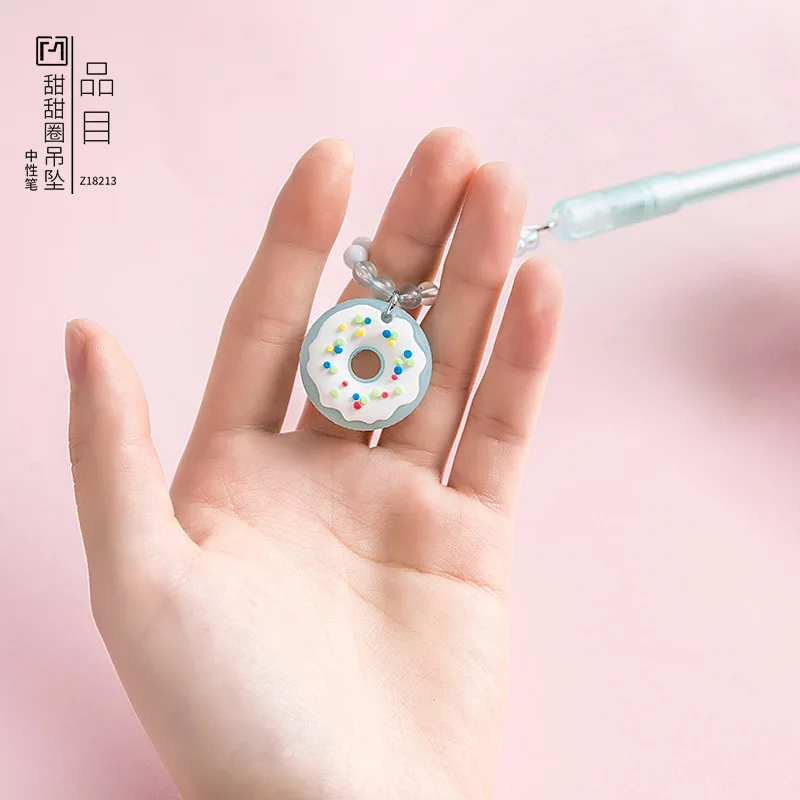 10834998313_1945425839