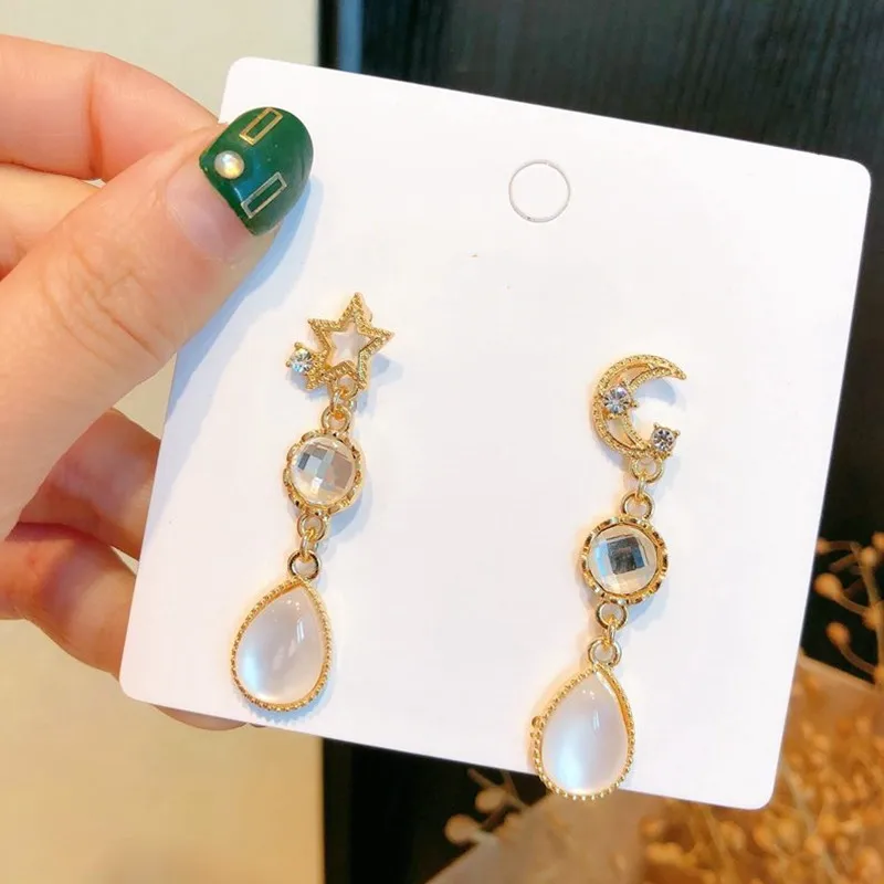 

Dominated The new 2019 droplets asymmetric Rhinestone metal star moon long Women Drop earrings