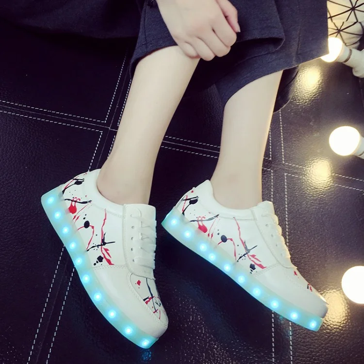 YPYUNA светящиеся кроссовки корзины с светильник USB зарядное устройство для детей Led для мальчиков и девочек светильник обувь 2643