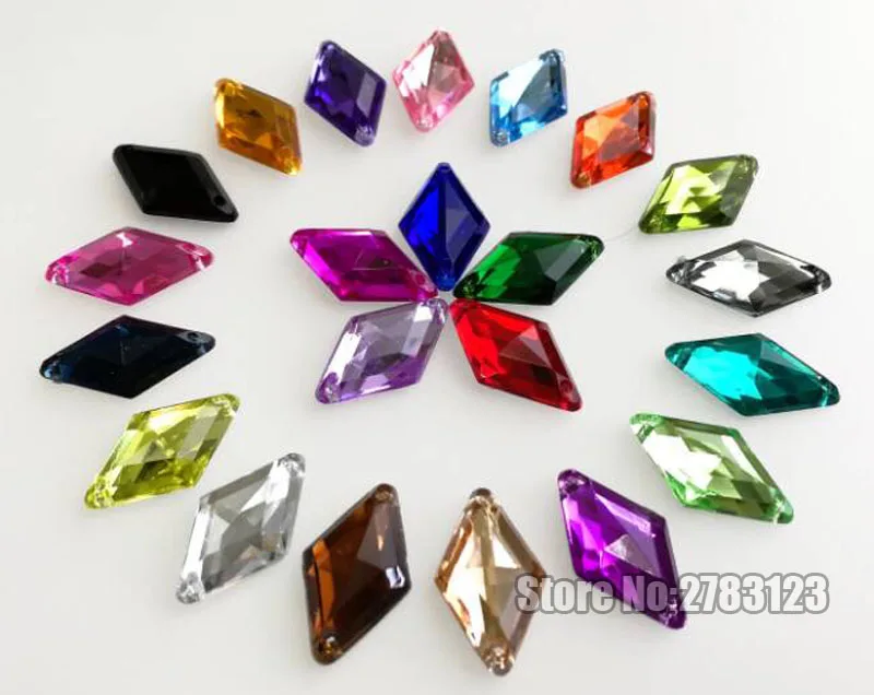 Алмазные Акриловые стразы с двумя отверстиями используются для