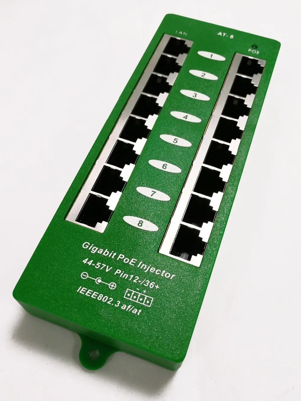8 port at