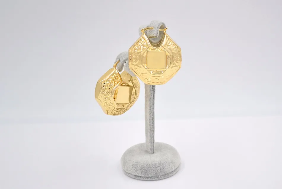 Jewelry sets (3)