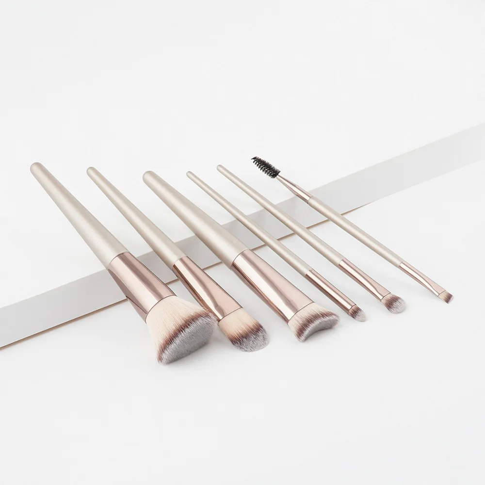 6pcs Makeup Brush Sliver Grey Blush Lip Eyeshadow Foundation Brush Cosmetics Tools Beauty Brush Gradient color Makeup Brushes 6pcs Makeup Brush Sliver Grey Blush Lip Eyeshadow Foundation Brush Cosmetics Tools Beauty Brush Gradient color Makeup Brushes
