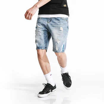 

2018 New Summer Denim Shorts Slim Holes Five pants hole Casual Knee Length Short Jeans Shorts Men Short Size M-2XL.