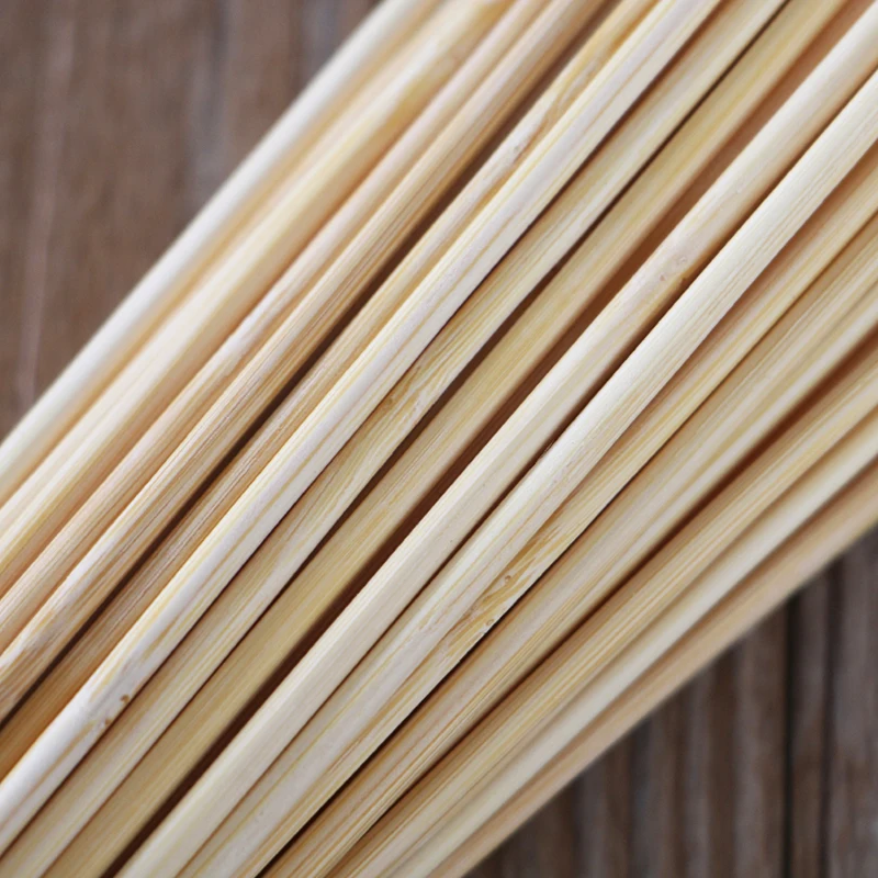 30x3mm bamboo skewers (3)