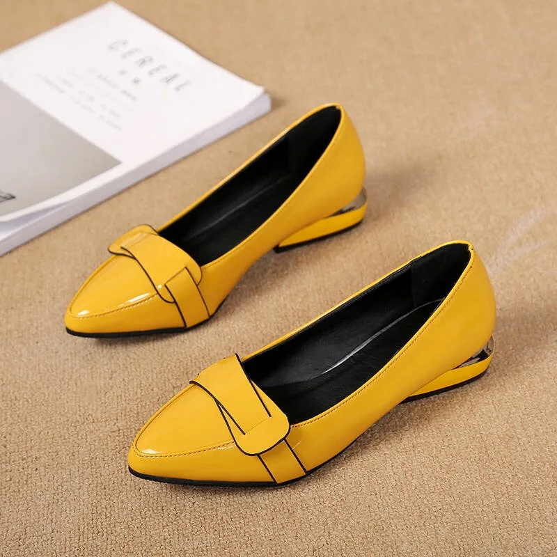 VANGULL Women Patent Leather Shoes OL Loafers Candy Colors Pointed Casual Low-heeled Female Sweet Buckle Boat Yellow Red Shoes - Цвет: Цвет: желтый