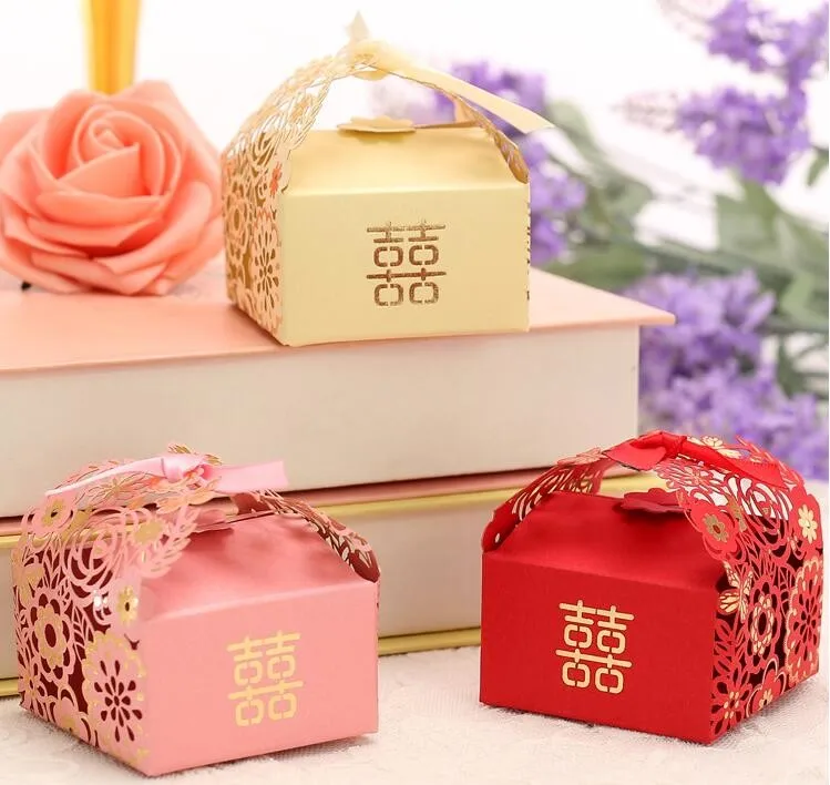 

Free Shipping 100 X Hollow Flowers Wedding Candy Box Red/Pink/Yellow Gift Box Wedding Party Favour boxes