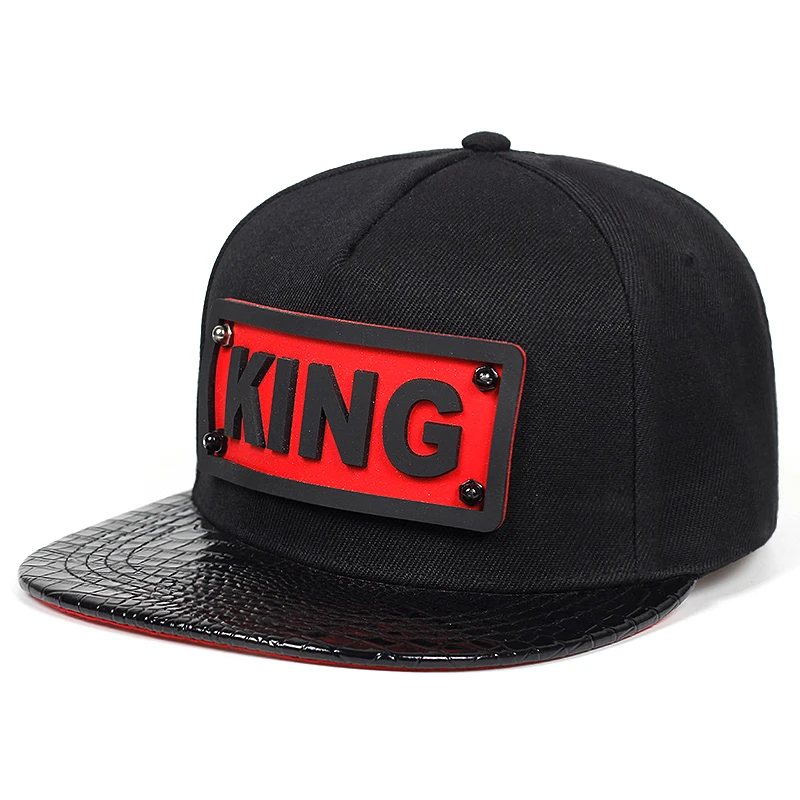 

2018 new adult pu alligator leather flat bill hip hop hats 3D KING soft silicone adult snapback hats for boys and girls