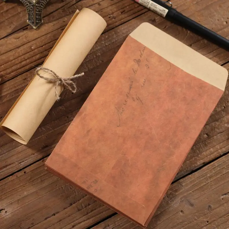 

10 Pcs/Set Retro Style Brown Kraft Paper Envelope Postcard Invitation Letter Stationery Paper Bag Vintage Air Mail Gift Envelope
