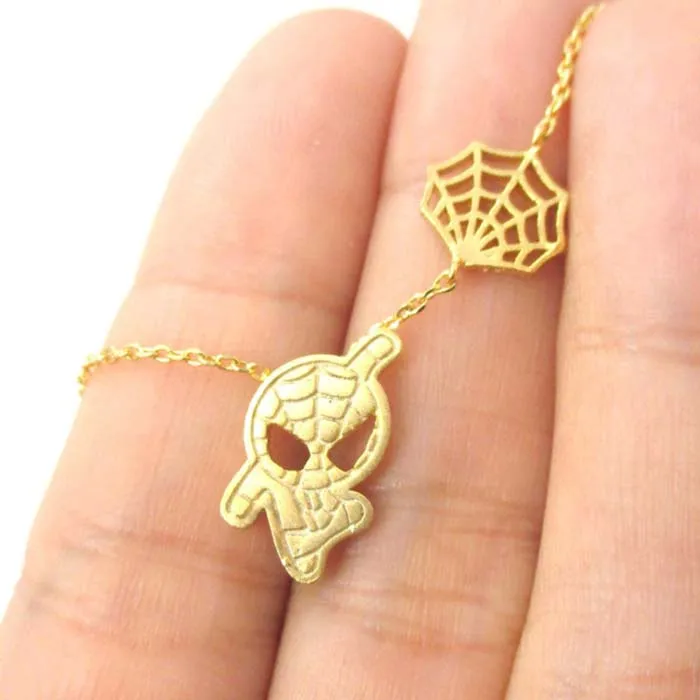 SPIDER-MAN AND WEB SHAPED CHARM NECKLACE IN GOLD MARVEL SUPER HEROES