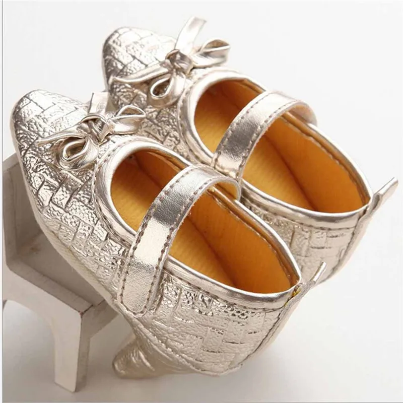 Модная обувь для новорожденных девочек на высоком каблуке с мягкой подошвой; обувь принцессы с бантиком для дня рождения, свадьбы, торжественного торжества, Рождества