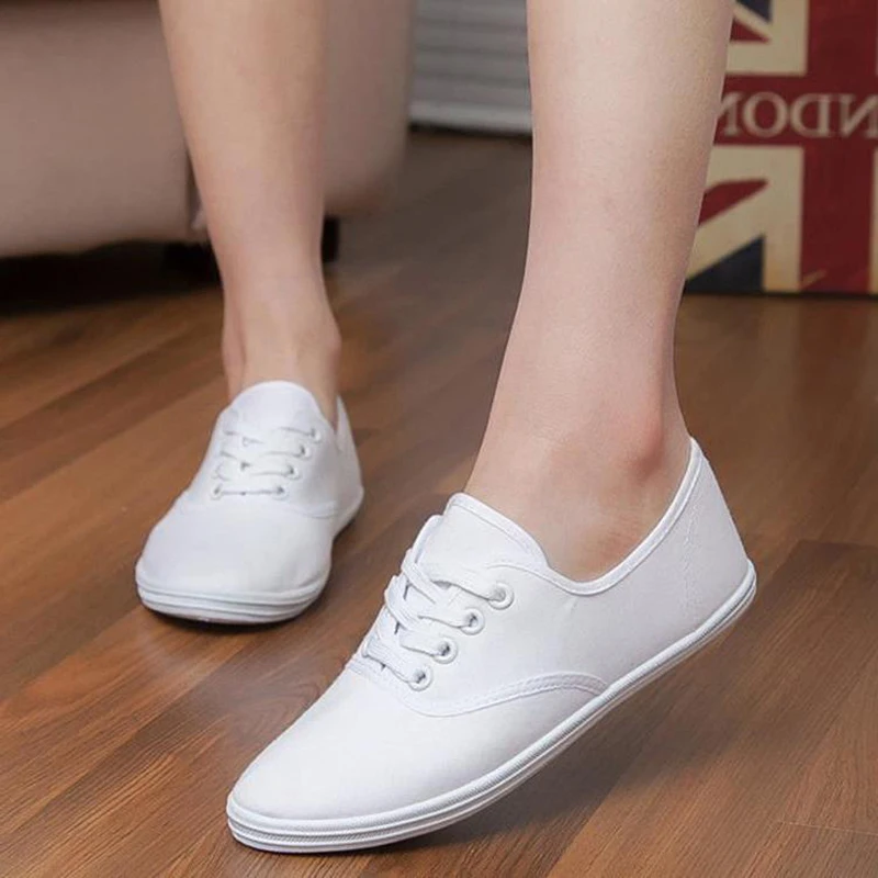 

2019 Women Canvas Shoes White Sneakers For Women Classic Lace-Up Trainers Women Shoes Summer Zapatillas Mujer Casual Shoes