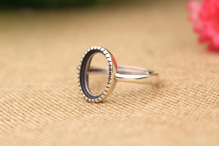 oval0408