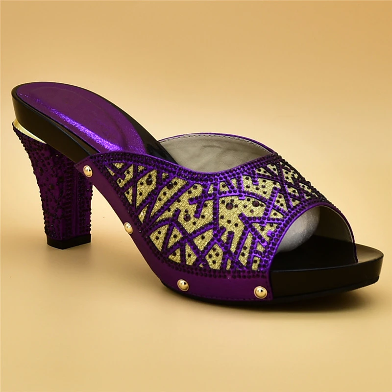Последняя дизайнерская женская обувь роскошные в африканском стиле; свадебные туфли, украшенные стразы; женские Босоножки на каблуке без застежки; Вечерние - Цвет: Фиолетовый