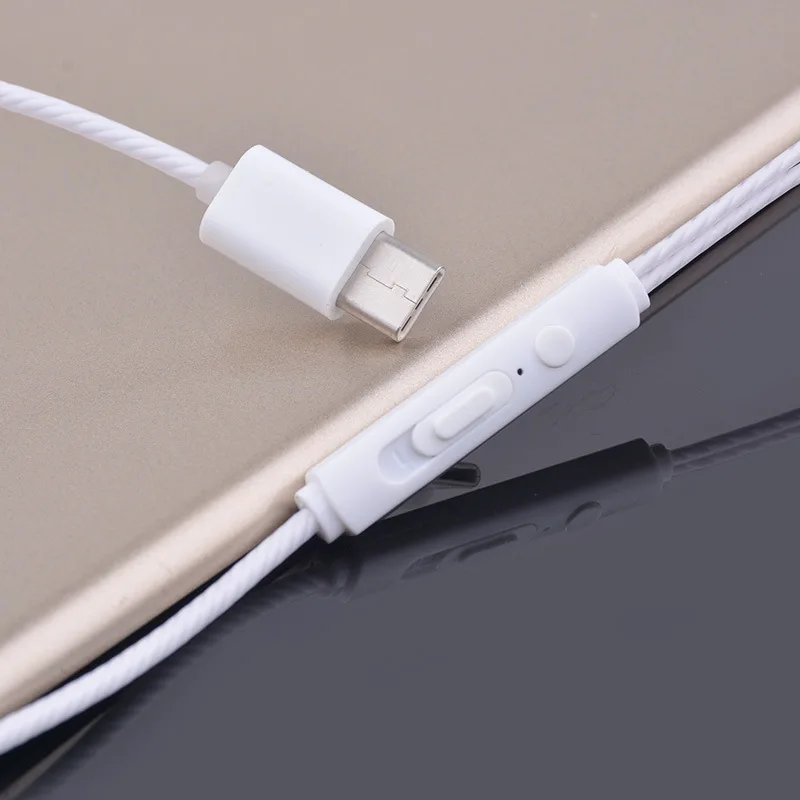 Type C Metal Earphone In Ear Headset With Mic Wire Control Earbuds Plug With Volume Control Speaking Bass Earphones For Phone PC  (3).jpg