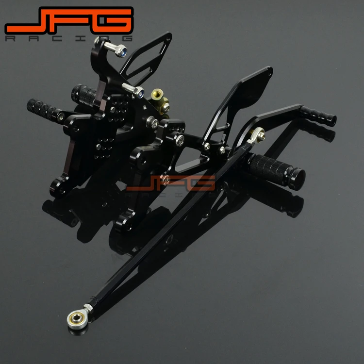 Motorcycle CNC Adjustable Foot Pegs Pedals Rest Rearset Footpegs For YAMAHA YZF R6 YZF-R6 2003-2005 2003 2004 2005 Motorcycle CNC Adjustable Foot Pegs Pedals Rest Rearset Footpegs For YAMAHA YZF R6 YZF-R6 2003-2005 2003 2004 2005