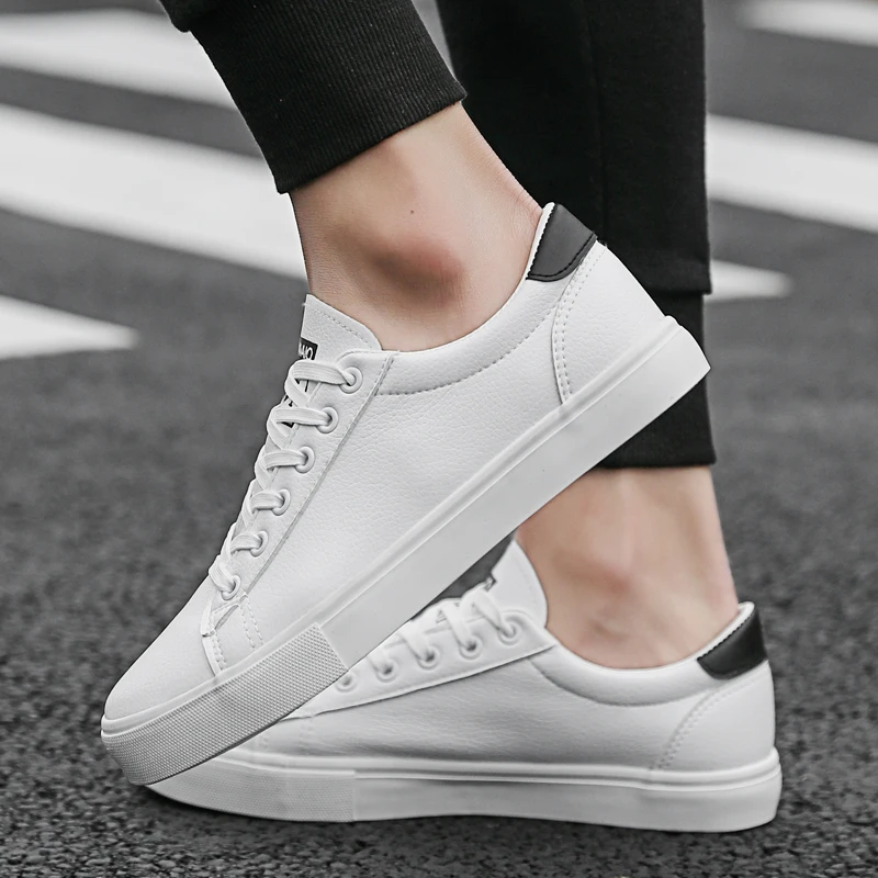 

Loveontop Spring 2019 Men's Flats Sneakers Shoes Leather Vulcanize Shoes Lace-Up Fashion Outdoor Man Flat Sneakers Shoes