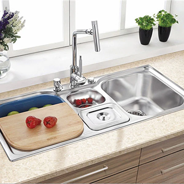 Kitchen Bathroom Tap Faucet Pull Out Shower Head Water Spray Replacement Head Sprinkler QJS Shop