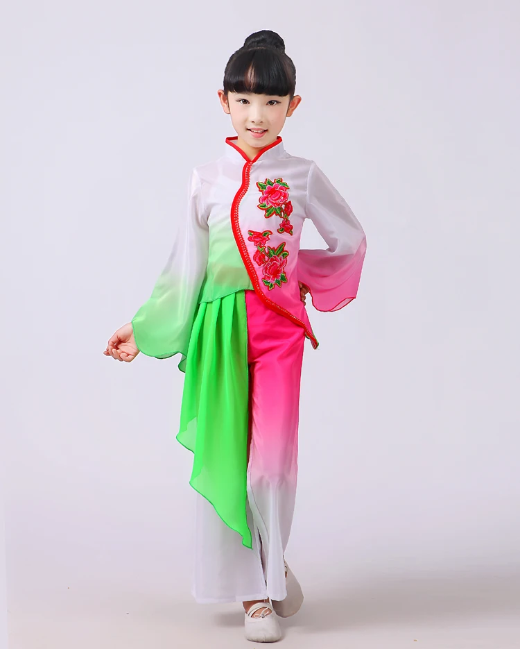 Zappos Footer FREE SHIPPING & Returns available on quality dance clothing, dance tights, girl's ballet slippers, and tap shoes by Capezio, Bloch and other major brands.