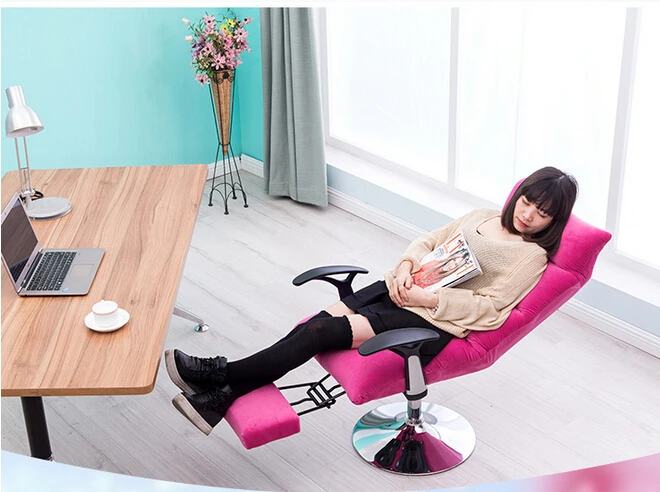 Парикмахерский стул. Стул для макияжа ленивых людей. Может сидеть на палубе.