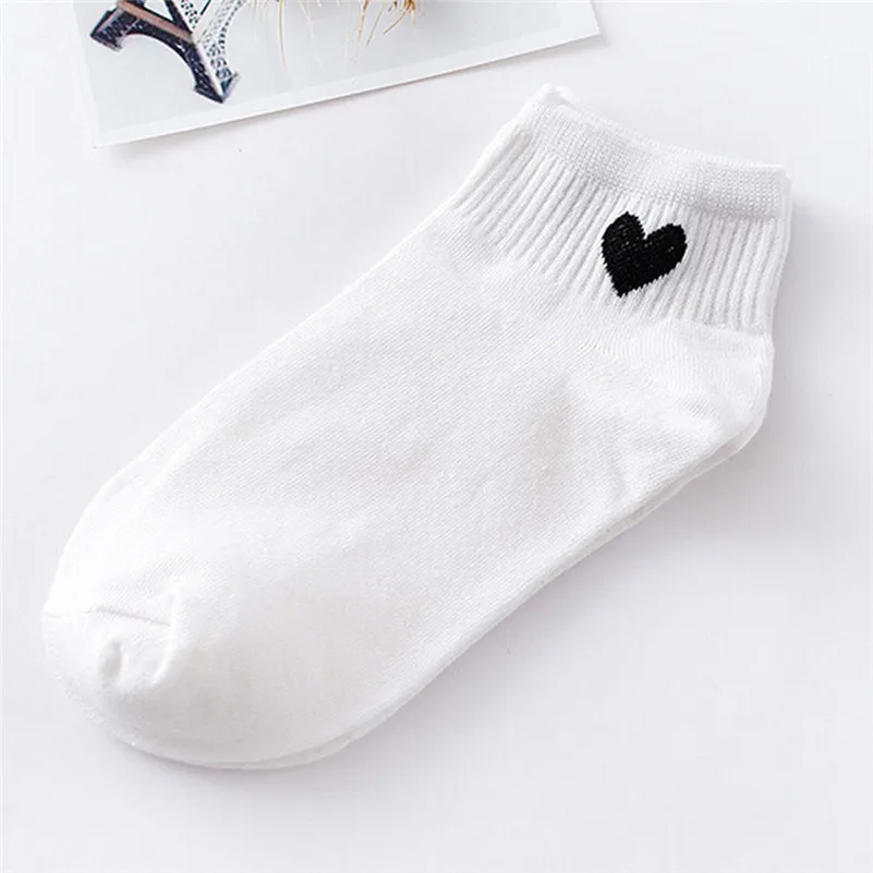 1 pairs Women Heart-Shaped  Fashion Skateboard Sock Comfortable Socks new outdoor sports Socks #3O14 (12)