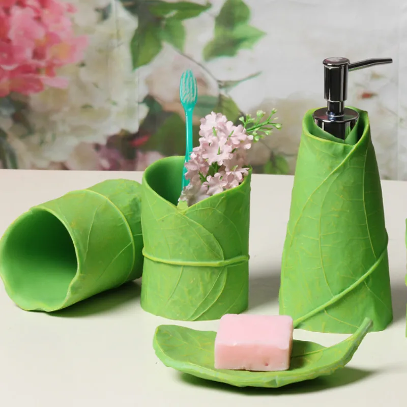 Simple Modern European Resin Bathroom Accessories Set Soap Dispenser Toilet Leaves Supplies Soap Dish Bathroom Products Gift Simple Modern European Resin Bathroom Accessories Set Soap Dispenser Toilet Leaves Supplies Soap Dish Bathroom Products Gift