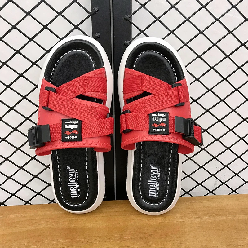 

Ifrich Men Summer Fashion Beach Slippers Comfortable Indoor Bathroom Slippers Mens Red Walking Shoe Designer Men Casual Shoes