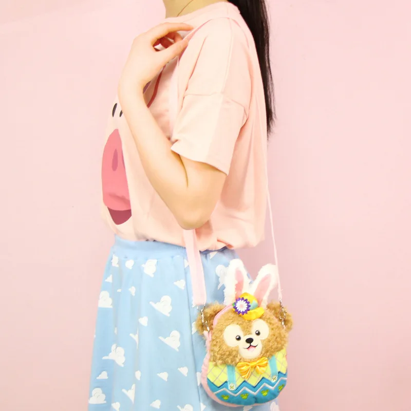 Duffy Plsuh shoulder bag (5)