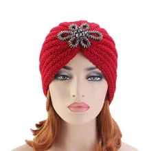 Однотонный тюрбан Кепка 3 цвета вязание кристалл цветок Зимний индийский головной убор для женщин 76
