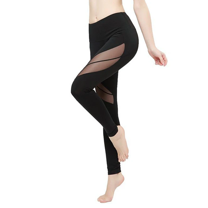 roupa transparente na academia