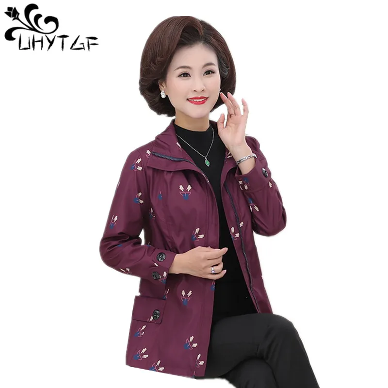 

UHYTGF Spring autumn Women Casual Jackets Plus size Mother's coat Fashion Thin Windbreaker Coat tops printing cardigan Jacket187
