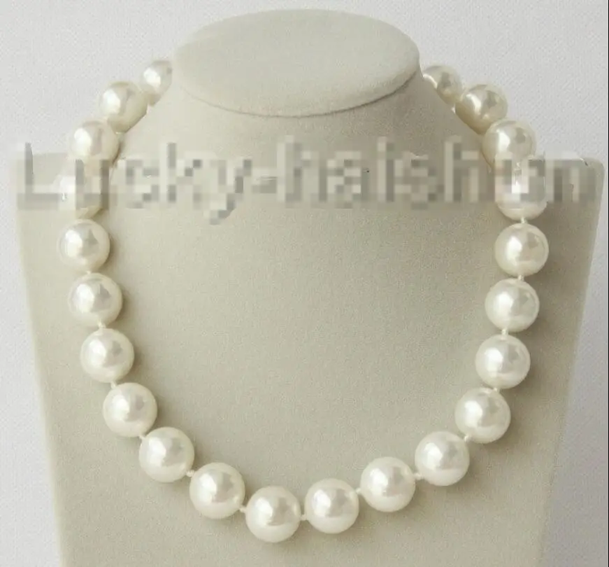 

Free shipping hot sale Women Bridal Wedding Jewelry >>18" 16mm round white south sea shell pearls necklace zircon magnet clasp